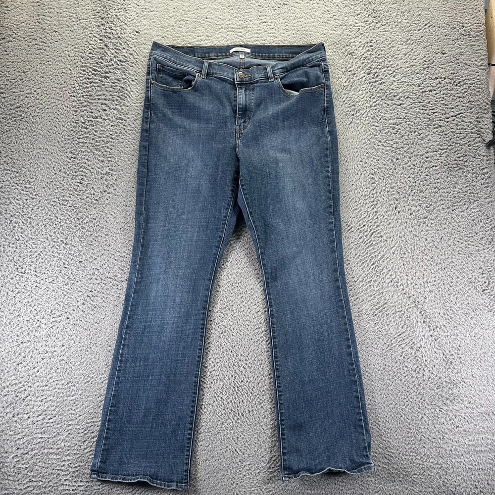 Levi's Jeans Womens 32x30 Blue Cotton Denim Bootcut Leg Classic Workwear Stretch